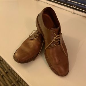 Allen Edmonds Brown Leather Lace Up Derby Shoes